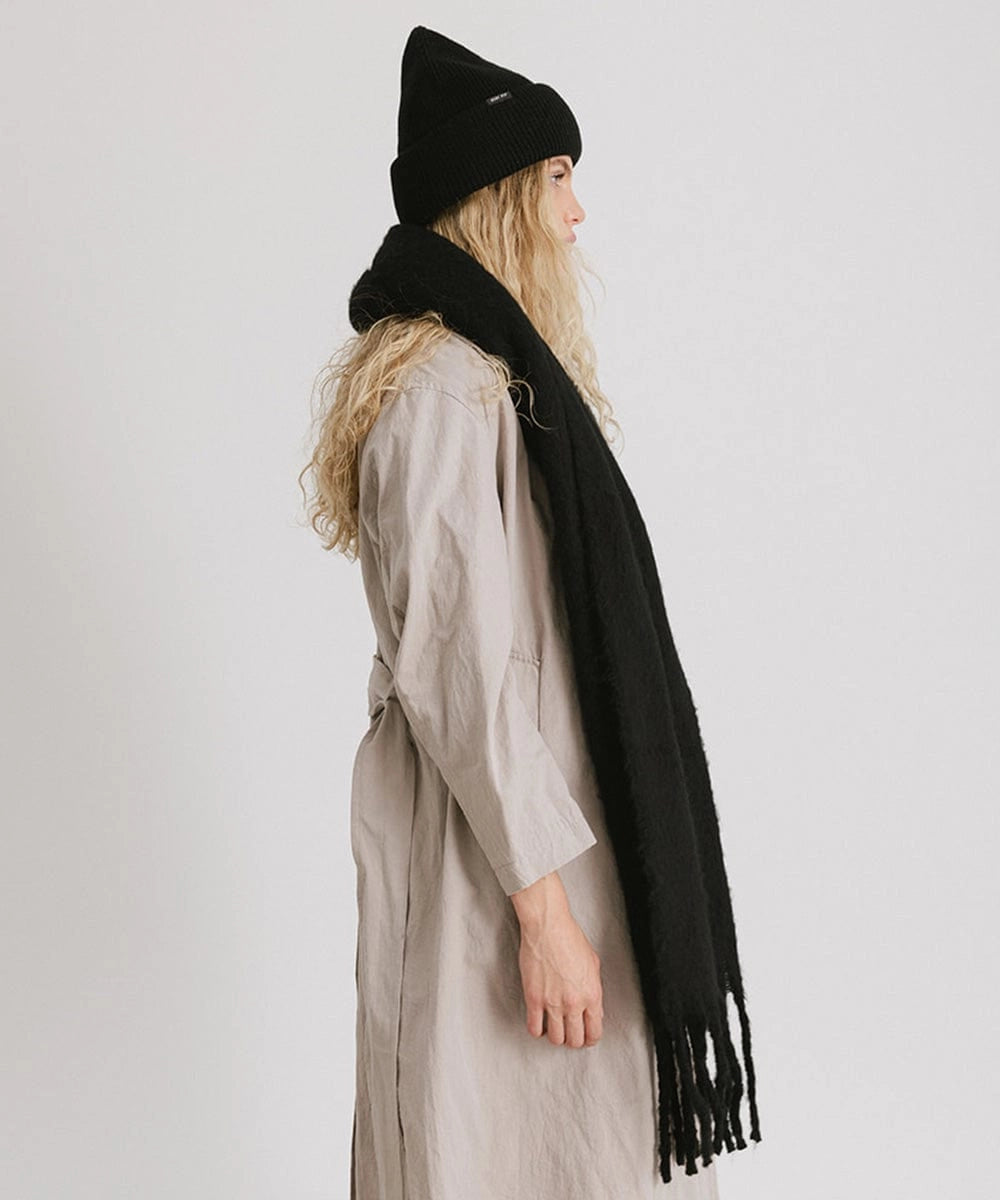 MIK OVERSIZED SCARF- BLACK