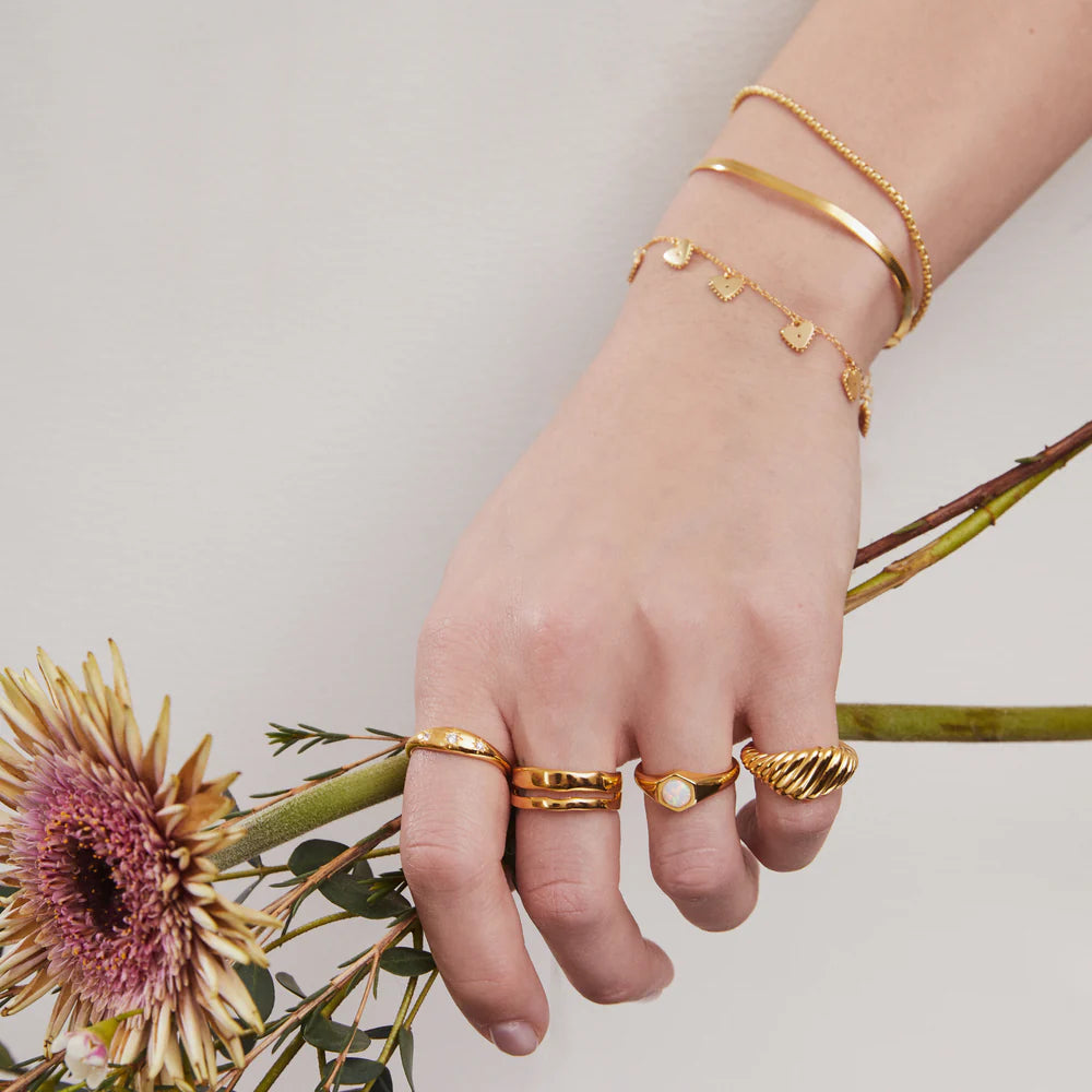 HEIRLOOM HEART BRACELET
