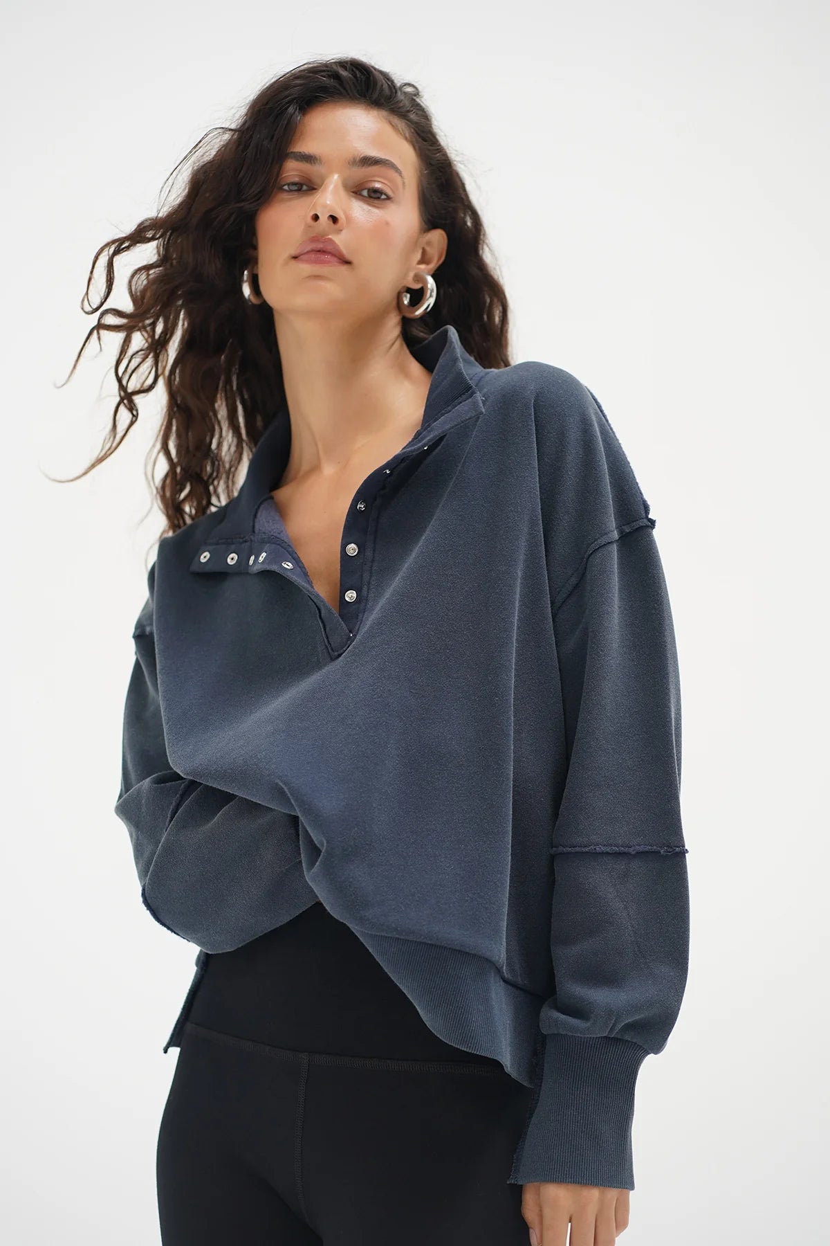 HALLIE SNAP COLLAR PULLOVER