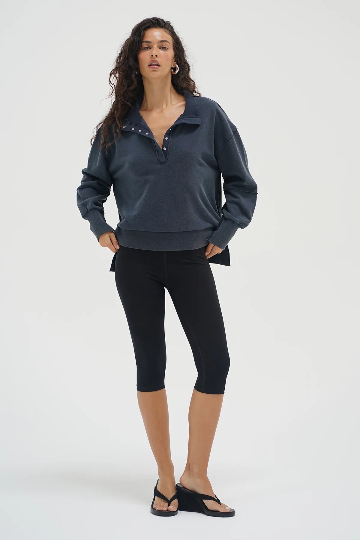 HALLIE SNAP COLLAR PULLOVER
