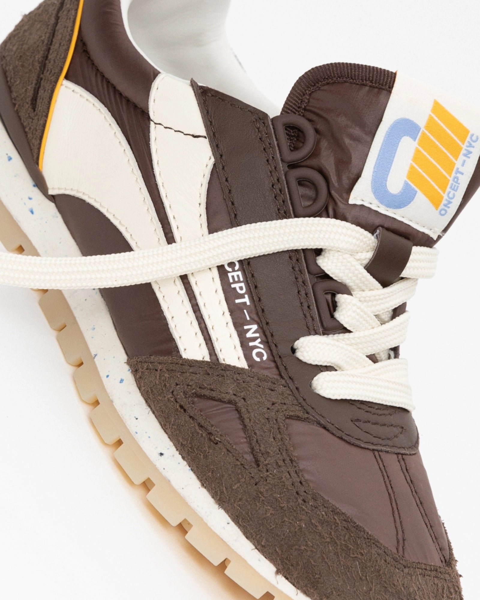 ONCEPT TORONTO SNEAKERS ESPRESSO