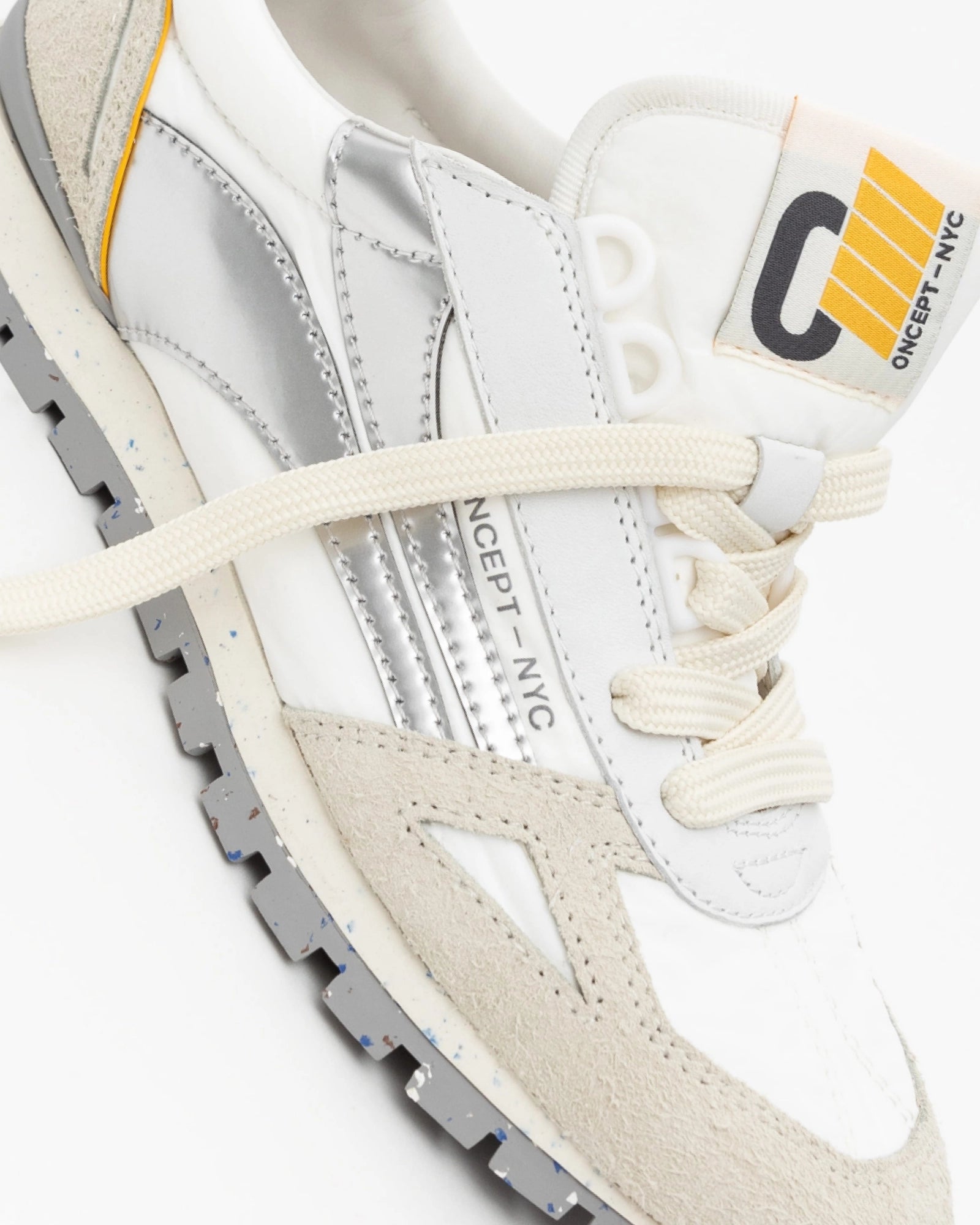 ONCEPT TORONTO SNEAKERS SILVER FLASH