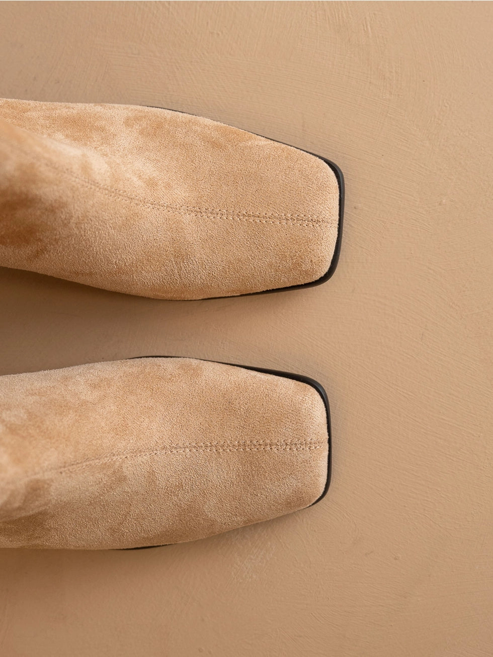 THE QUEENS SQUARE TOE BOOTIE