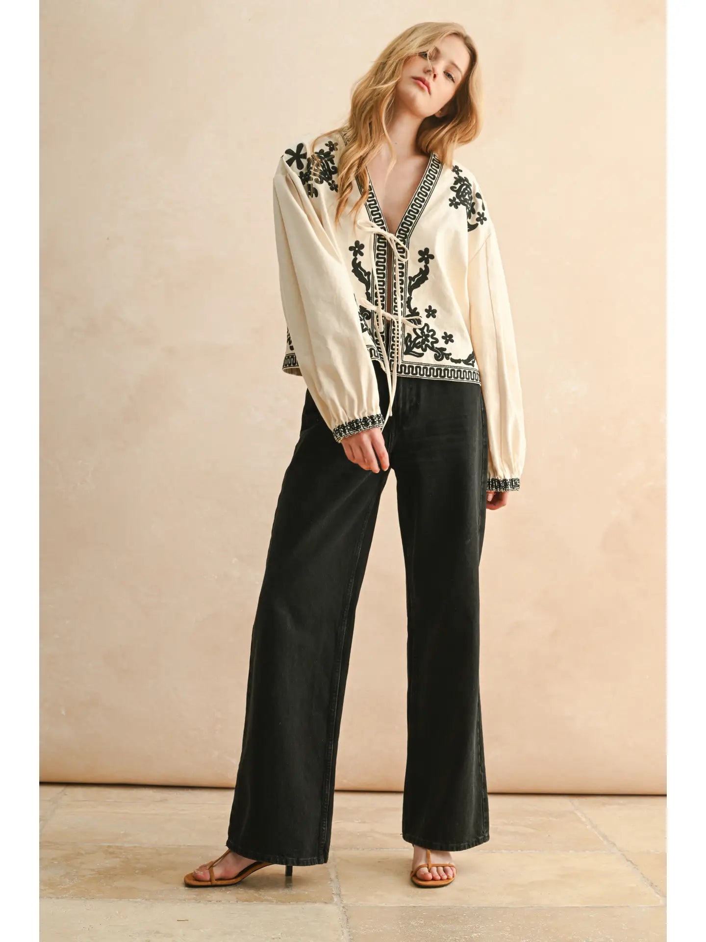 EMBROIDERED FLORAL JACKET