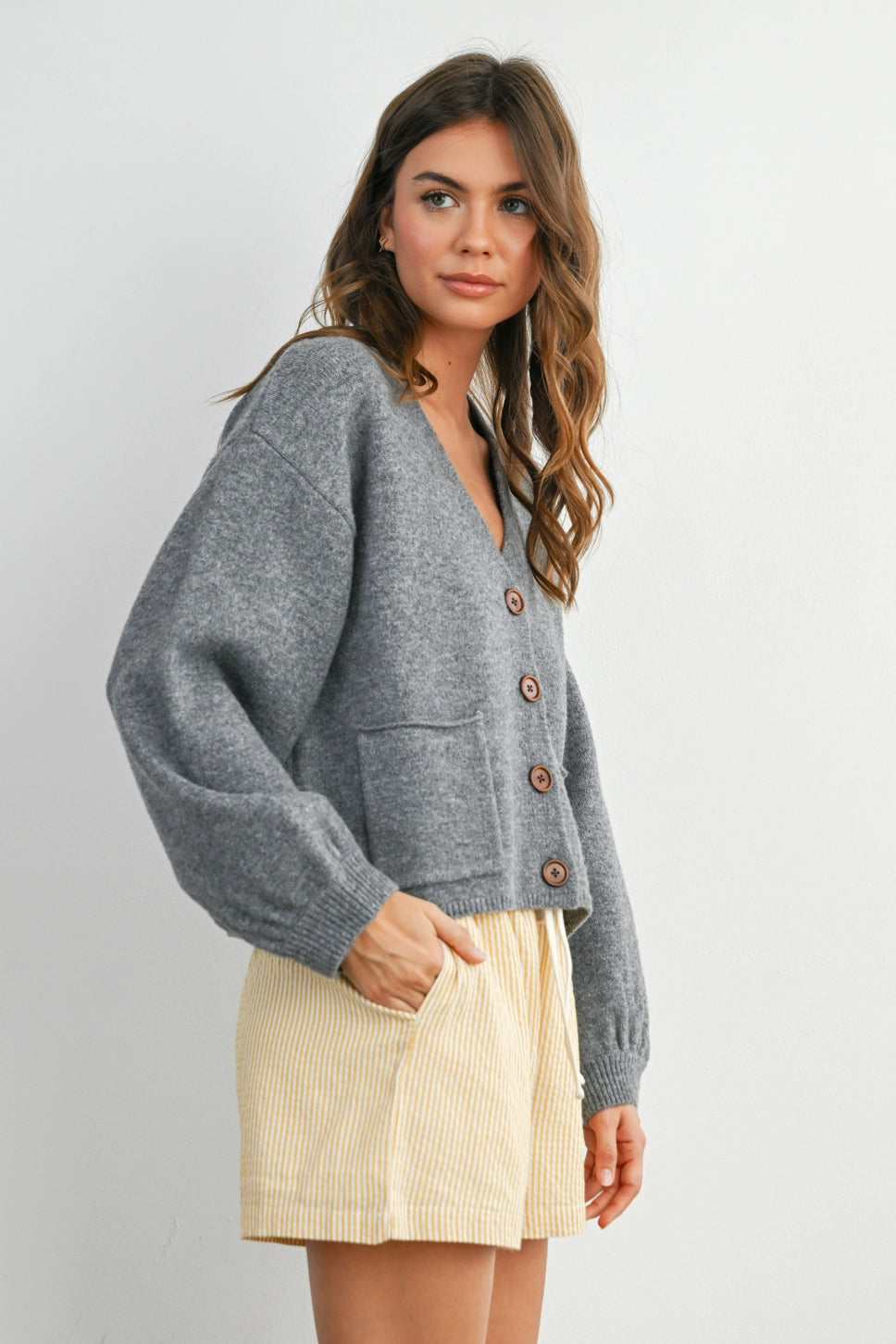 BUTTON UP CARDIGAN