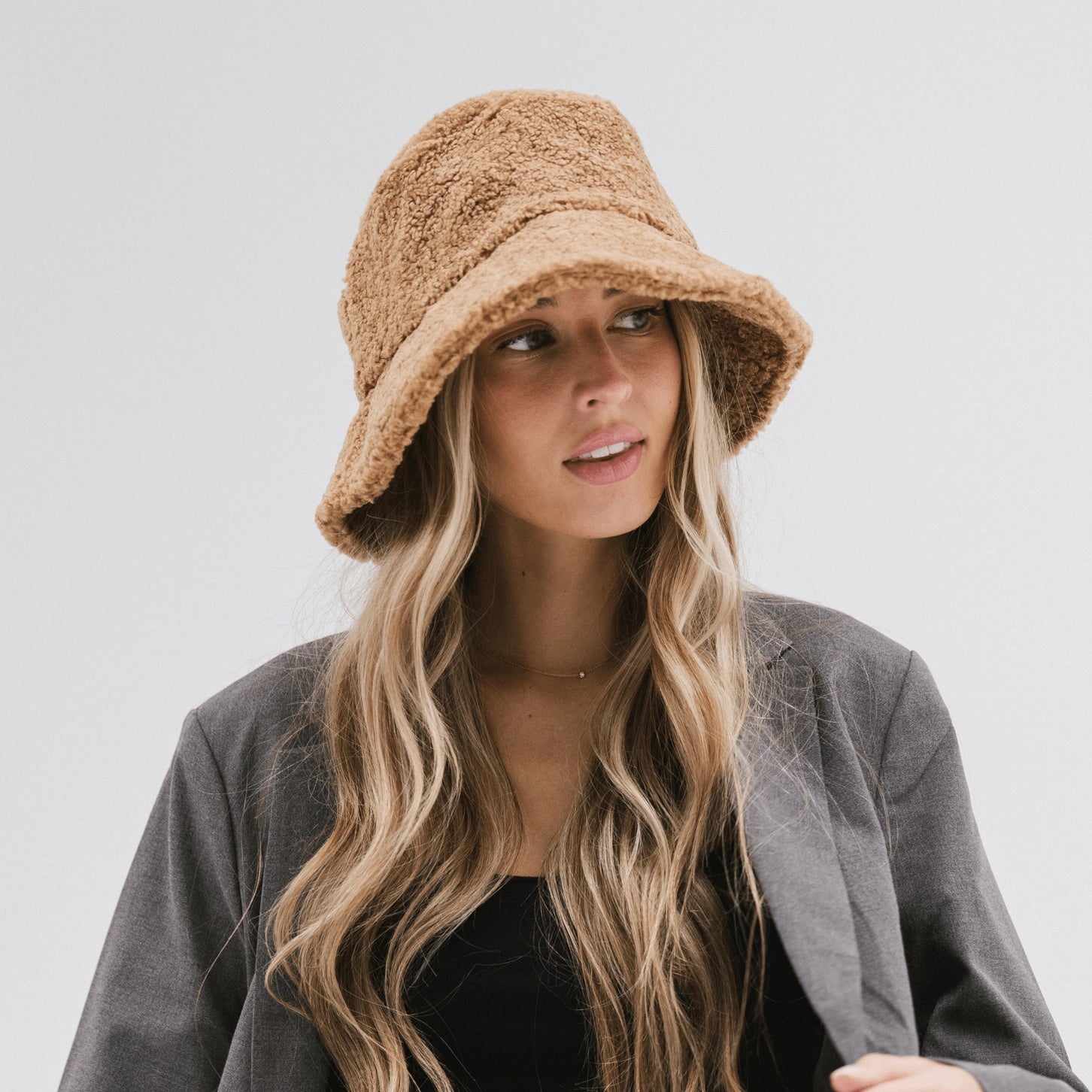 JACKSON SHERPA BUCKET HAT