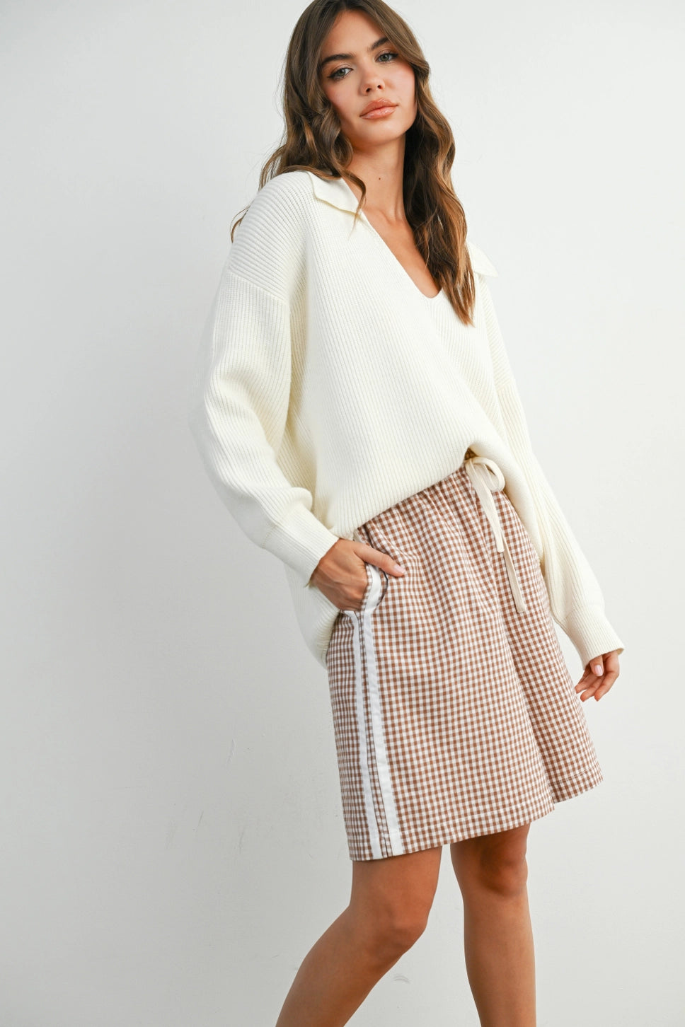 COLLARED V-NECK SWEATER