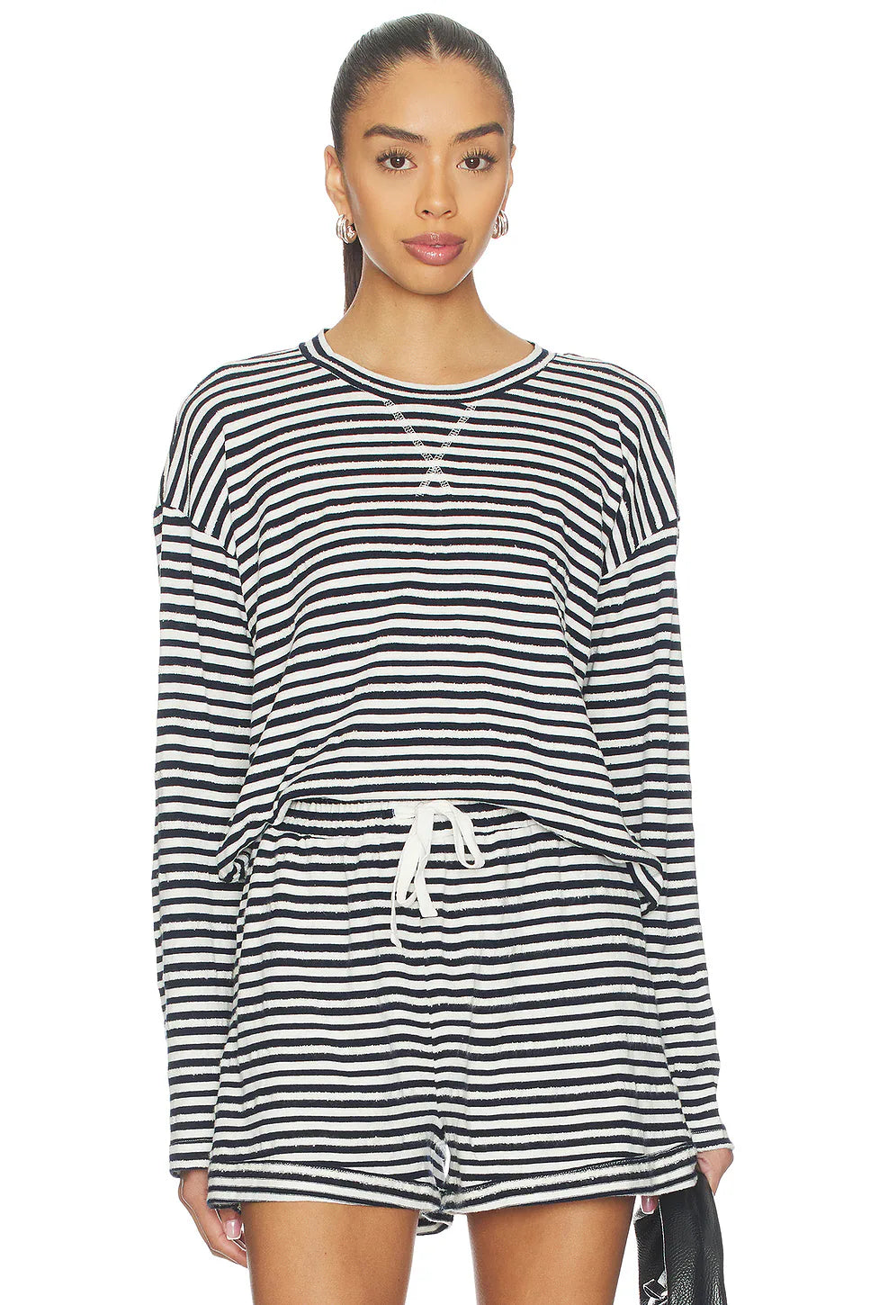 DROP SHOULDER PULLOVER TOP