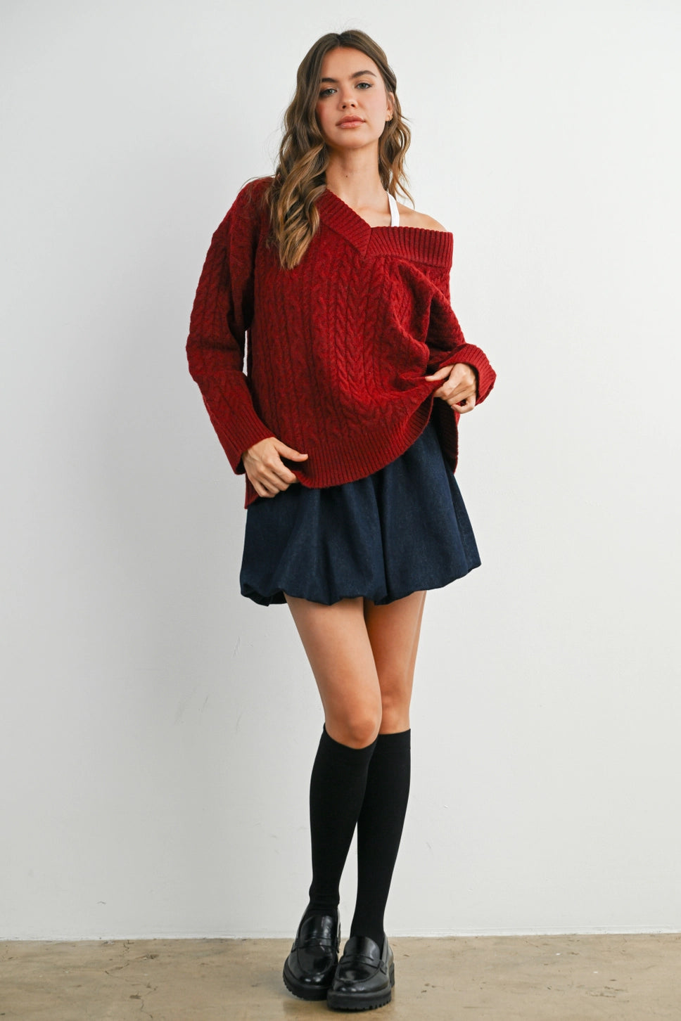 BURGUNDY CABLE KNIT SWEATER