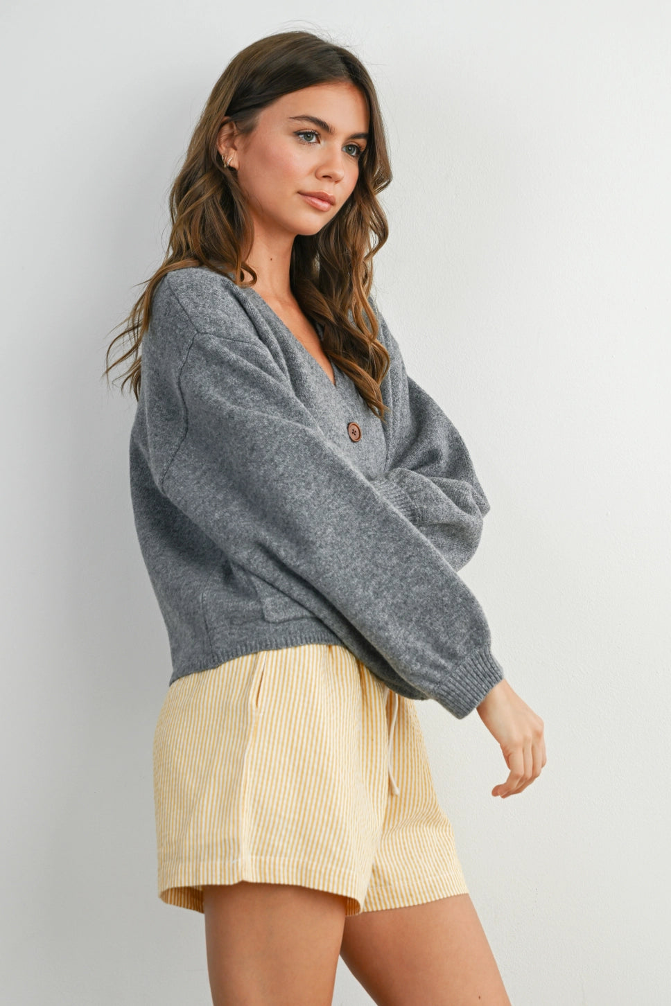 BUTTON UP CARDIGAN